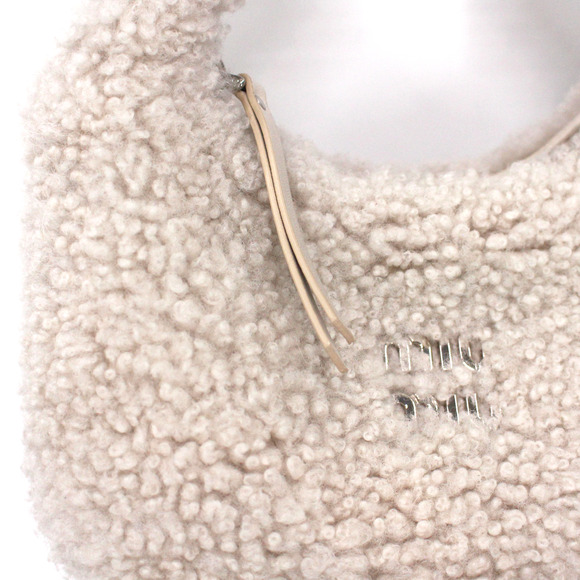 MIU MIU Wander Shearling 2 Way Ivory Handbag Silver Chainlink Shoulder Bag Logo - Picture 4 of 9